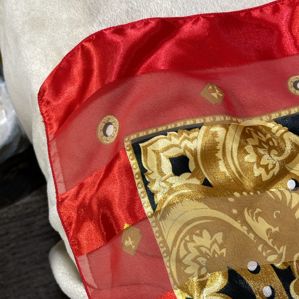 DESIGNER INSPIRED SCARF: Red, Gold, Black & White. - Picture 7 of 10